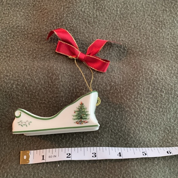 Spode “Christmas Tree “ sleigh ornament with box.  See pictures for size - Picture 3 of 6
